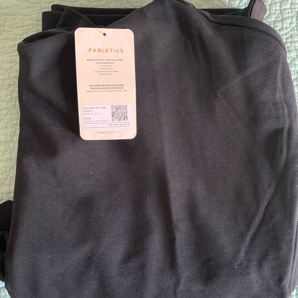 Fabletics Pullover - Picture 2 of 2